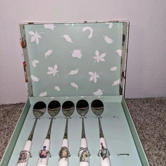 Royal Worcester Wrendale Designs Tea Spoons Set of 5 Animal Handle Spoons - Picture 1 of 4